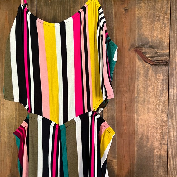 Express Jumpsuit - Picture 2 of 3